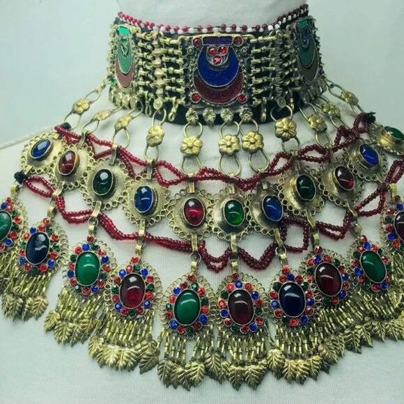 Vibrant Choker Necklace, Unique Fashion Necklace - Picture 2 of 10